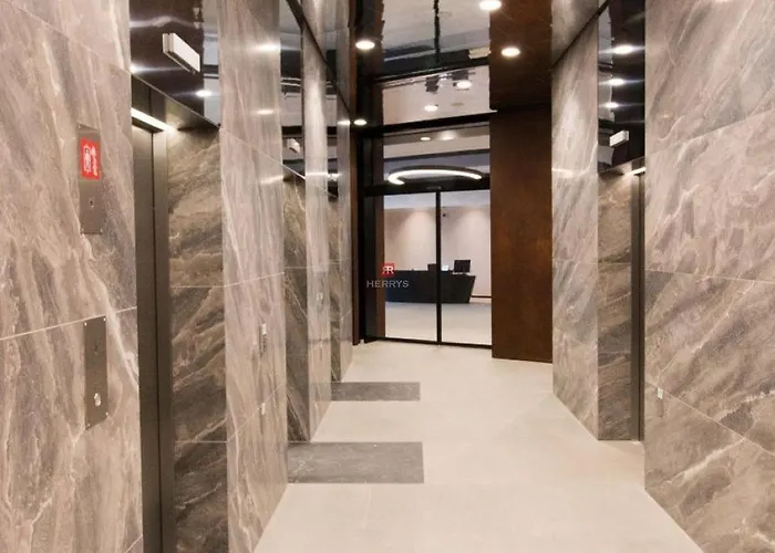 Sag 19th Floor Panorama 2 Free Parking Free Wifi Apartmán